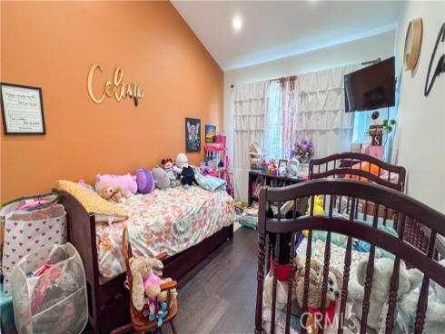 965 W Imperial 54 , La Habra, CA