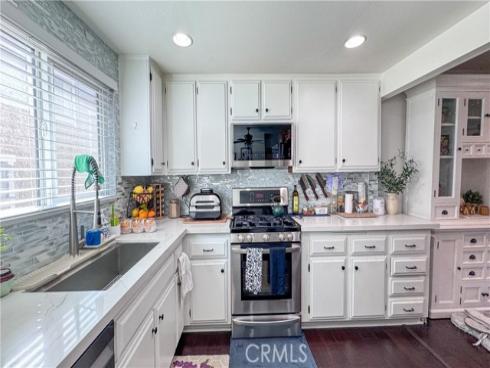 965 W Imperial 54 , La Habra, CA