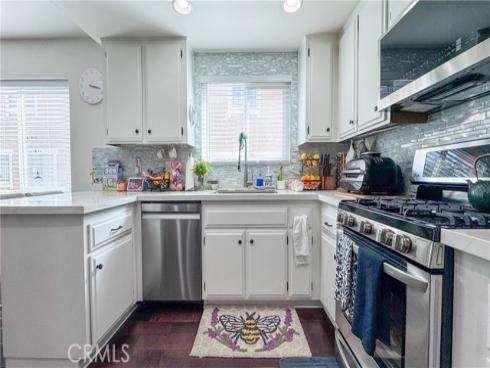 965 W Imperial 54 , La Habra, CA