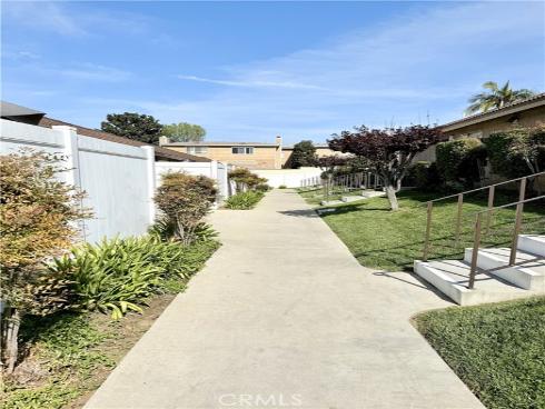 732 West Lambert Road 30 , La Habra, CA