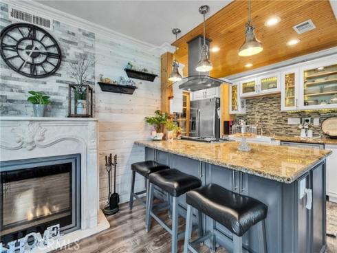 1064 Las Lomas A Drive, La Habra, CA