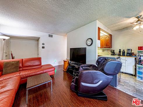 951 S Idaho 71 Street, La Habra, CA