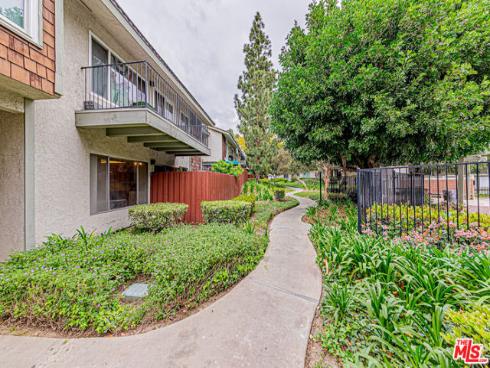 951 S Idaho 71 Street, La Habra, CA