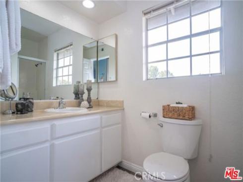 931 W Country View , La Habra, CA