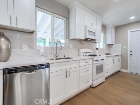 2020 Wilshire Avenue, La Habra, CA