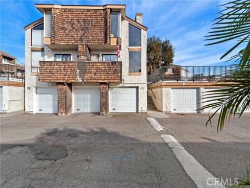 950 W Lambert 9 Road, La Habra, CA