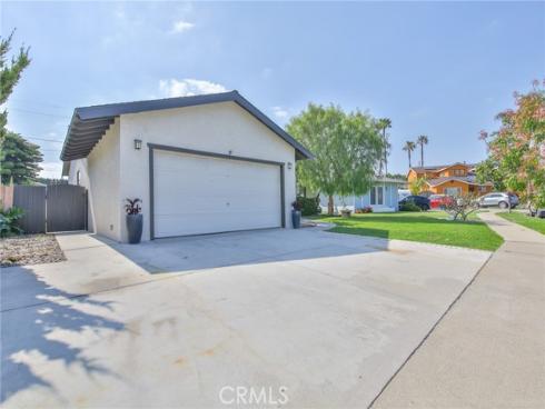 221 Marin Street, La Habra, CA