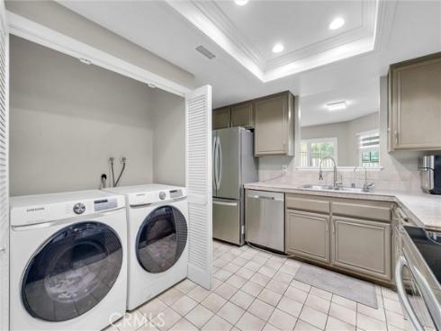 1309 S Country 2 Way, La Habra, CA