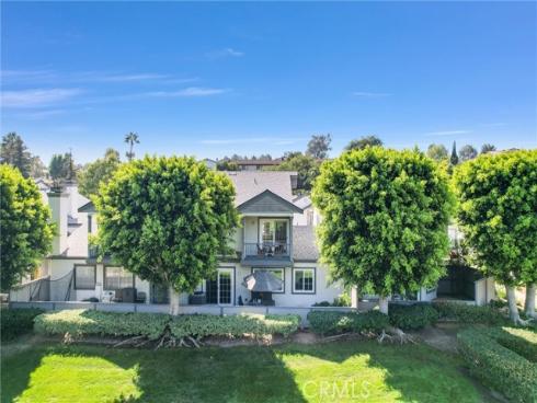 1309 S Country  2  Way, La Habra, CA