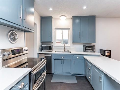 940 Tropicana Way, La Habra, CA