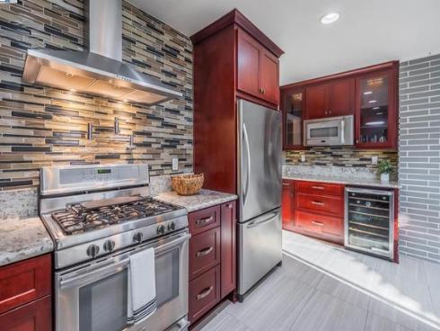 1651 W El Portal Dr , La Habra, CA