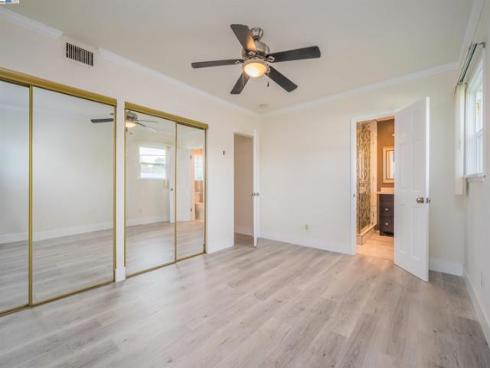 1651 W El Portal Dr , La Habra, CA