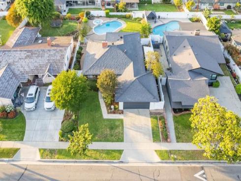 1651 W El Portal Dr , La Habra, CA