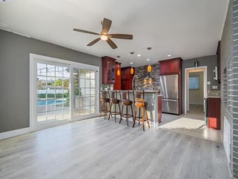 1651 W El Portal Dr , La Habra, CA