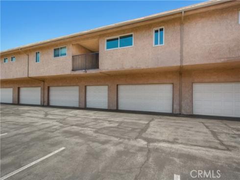 901 Citrus 17B Drive, La Habra, CA