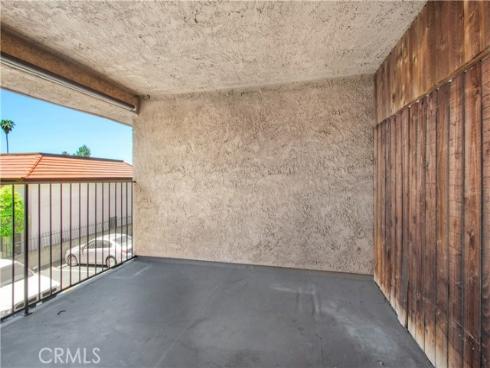 901 Citrus 17B Drive, La Habra, CA