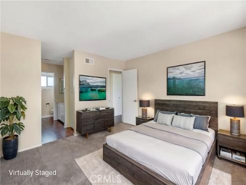 901 Citrus 17B Drive, La Habra, CA