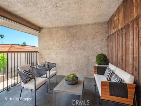 901 Citrus 17B Drive, La Habra, CA