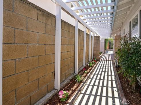 2620 W Cobblestone Road, La Habra, CA