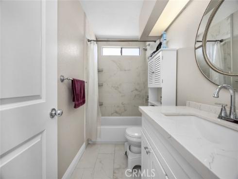 543 S Walnut 11 Street, La Habra, CA