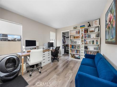 543 S Walnut 11 Street, La Habra, CA