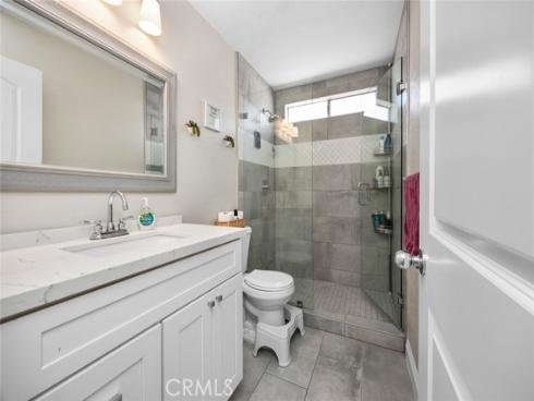 543 S Walnut 11 Street, La Habra, CA