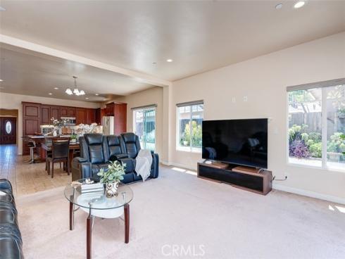 335 E Francis Avenue, La Habra, CA