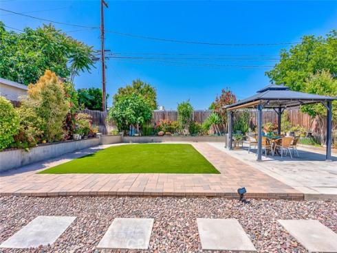 335 E Francis Avenue, La Habra, CA