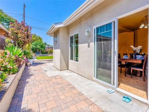 335 E Francis Avenue, La Habra, CA