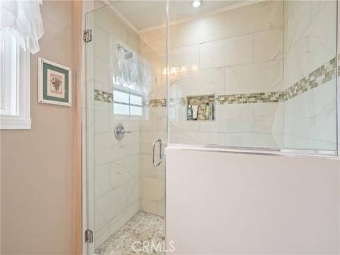 650 E Parkwood Avenue, La Habra, CA