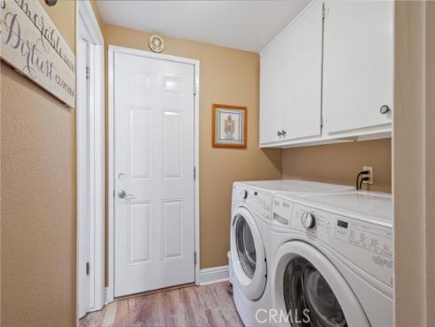 650 E Parkwood Avenue, La Habra, CA