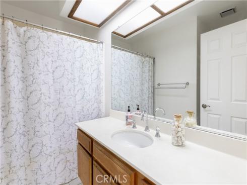 854 N Harbor Boulevard, La Habra, CA