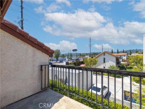 854 N Harbor Boulevard, La Habra, CA