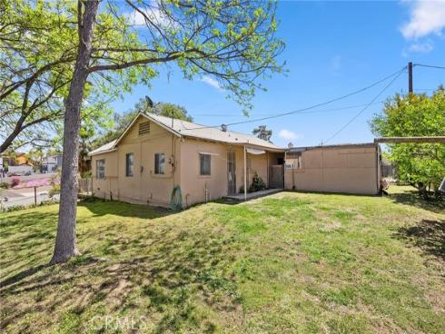 418 W Olive   Avenue, La Habra, CA