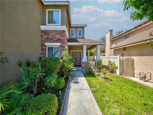 2061 S Sawgrass   Court, La Habra, CA