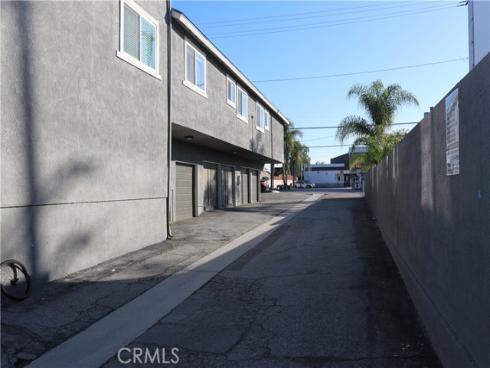 601 S Euclid  4  Street, La Habra, CA