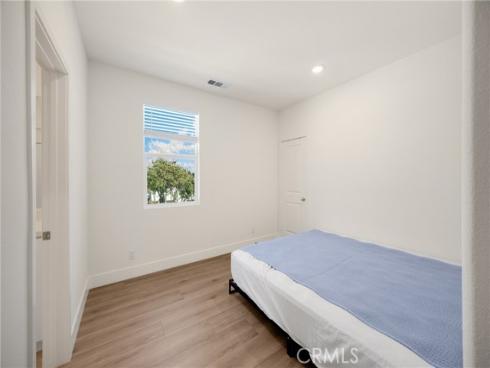 300 Vista Drive 94 , La Habra, CA