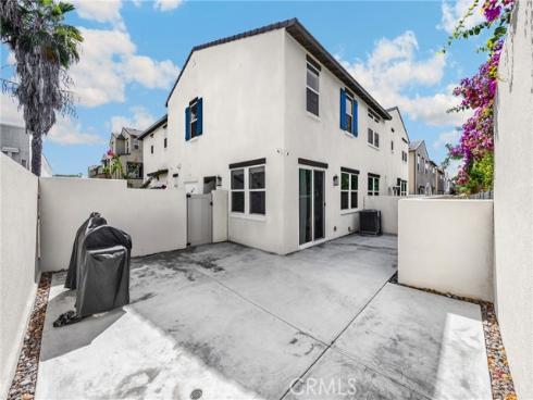 300 Vista Drive 94 , La Habra, CA