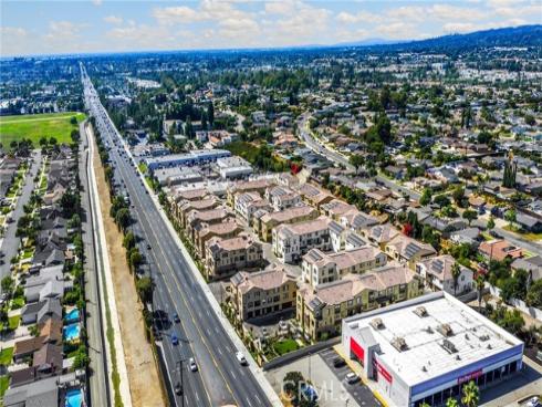 300 Vista Drive 94 , La Habra, CA