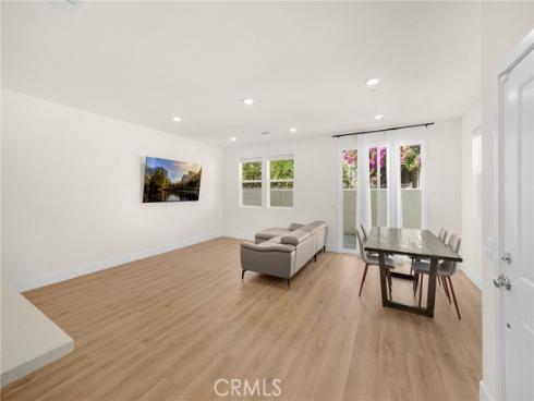 300 Vista Drive 94 , La Habra, CA