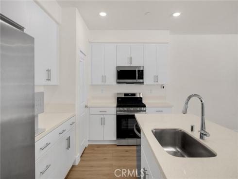 300 Vista Drive 94 , La Habra, CA