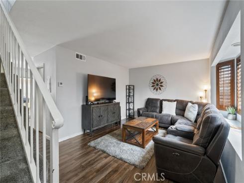 405 W Mountain View Apt 10  , La Habra, CA