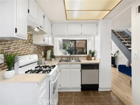 1675 W Lambert  22  Road, La Habra, CA