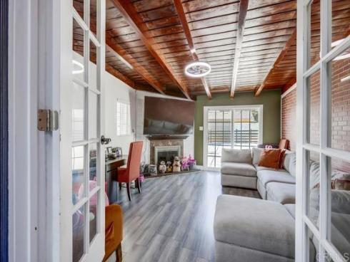 501  Willow   Street, La Habra, CA