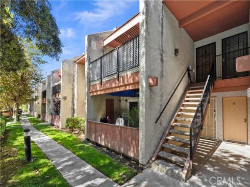 1048 S Idaho  16  Street, La Habra, CA