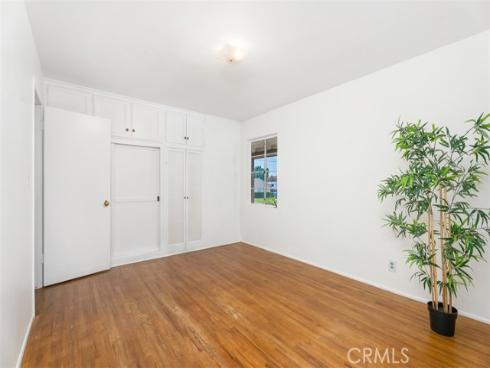 1000  Dolores  , La Habra, CA