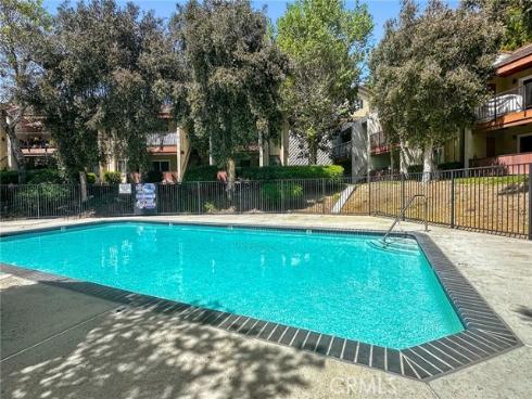 1052 S Idaho  19 , La Habra, CA