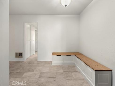 1052 S Idaho  19 , La Habra, CA