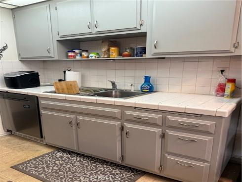 1340 W Lambert  85 , La Habra, CA