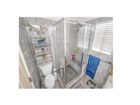 401  Buena Vista  , La Habra, CA